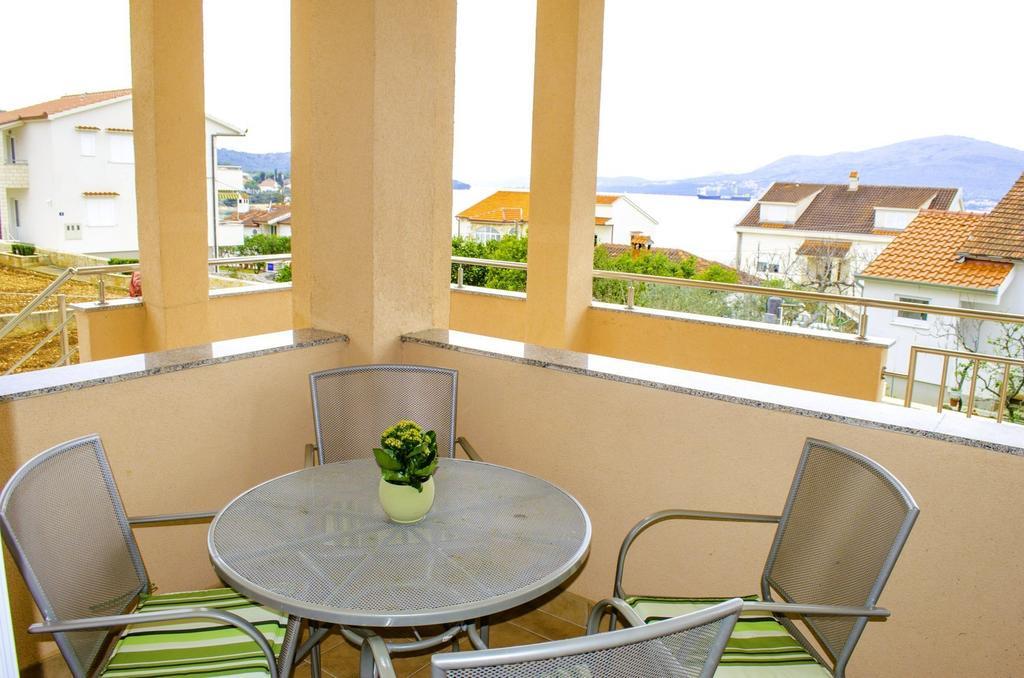 Apartments Zlatka تروغير الغرفة الصورة