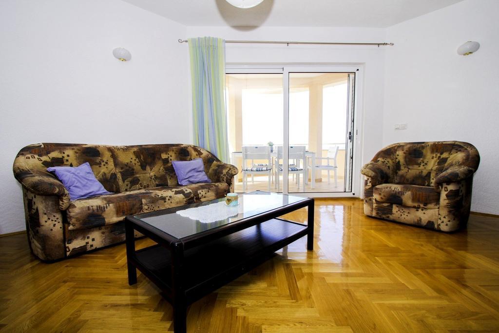 Apartments Zlatka تروغير الغرفة الصورة